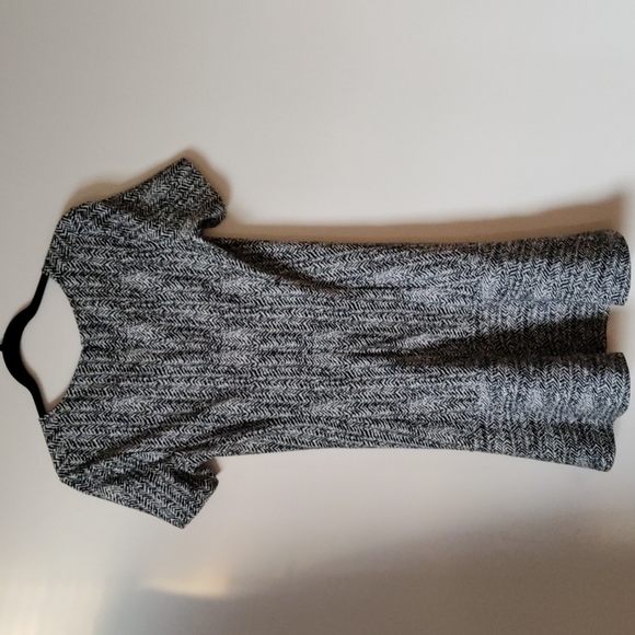 Theory Dress - Picture 4 of 6